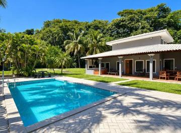 Rural · 214m² · 3 Quartos · 2 Vagas · Chácara em Chácaras Sossego, Araçatuba/SP de 214m² 3 quartos à venda por R$ 1.300.000,00
