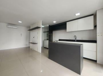 Apartamento · 66m² · 2 Quartos · 1 Vaga · Apartamento com 2 quartos a 60m da Praia