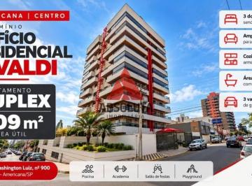 Apartamento · 209m² · 3 Quartos · 3 Vagas · Apartamento para alugar em Centro de 209.00m² com 3 Quartos, 3 Suites e 3 Garagens