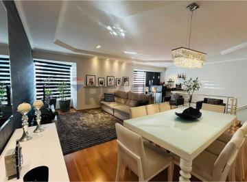 Casa · 450m² · 3 Quartos · 2 Vagas · Casa para alugar em Centro de 450.00m² com 3 Quartos, 1 Suite e 2 Garagens