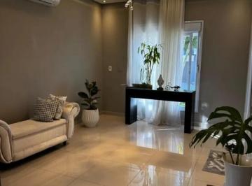 Casa · 259m² · 4 Quartos · 4 Vagas · Sobrado para venda em Parque Residencial Eloy Chaves de 259.00m² com 4 Quartos, 3 Suites e 4 Garagen
