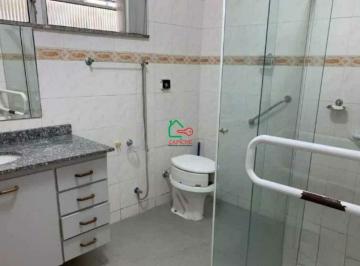 Casa · 262m² · 3 Quartos · 4 Vagas · Casa para alugar em Centro de 262.00m² com 3 Quartos, 1 Suite e 4 Garagens