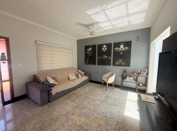 Casa · 144m² · 3 Quartos · 3 Vagas · Casa para alugar em Jardim Celani de 143.82m² com 3 Quartos, 1 Suite e 3 Garagens