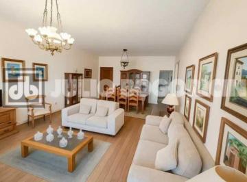 Apartamento · 140m² · 4 Quartos · 2 Vagas · Apartamento amplo à venda na Tijuca | 4 quartos, suíte e 2 vagas na escritura