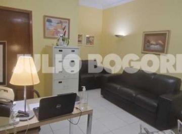 Comercial · 35m² · Centro da Tijuca. Ótima sala comercial. Excelente localização. Rua Conde de Bonf