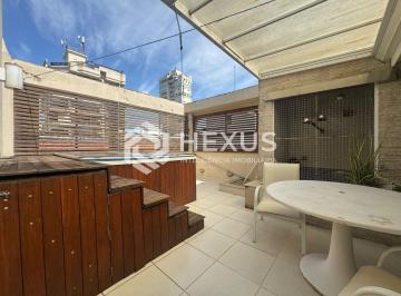 Foto · Cobertura reformada com varanda gourmet vista mar na Enseada, Guarujá