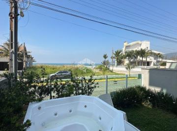 Apartamento · 90m² · 2 Quartos · 2 Vagas · Apartamento Garden a 30 metros do mar em Canto Grande | Bombinhas/SC
