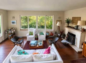 Apartamento · 230m² · 4 Quartos · 4 Vagas · Casa em Condomínio : Duplex / Residencial / Gávea