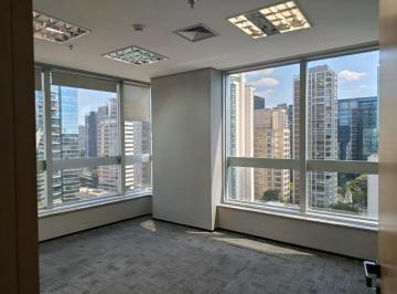 Comercial · 229m² · Sala comercial na Rua Joaquim Floriano, 960 - Cj. 141 • 229 m²