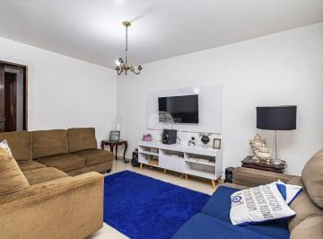 Casa de 4 quartos, Curitiba · Sobrado com 4 Quartos (1 Suíte) e 2 Vagas de Garagem no Bairro Alto