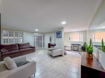Casa · 200m² · 5 Quartos · QE 15 - CASA SOBRADO COM TERRAÇO 05 QUARTOS 3 SUÍTES ACEITA FINANCIAMENTO E FGTS