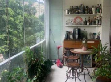 Apartamento de 4 quartos, Rio de Janeiro · Apartamento à venda em Cosme Velho, Rio de Janeiro 4 quartos 220m² de frente