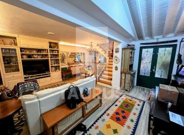 Foto 03 · Casa a venda na Vila Olímpia. 2 quartos, 2 vagas, 130m².