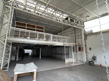 Comercial , São Paulo · Galpão para Locação com 800 m², 3 Pavimentos e Elevador de Carga