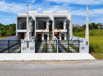 Casa · 73m² · 2 Quartos · Sobrado Geminada