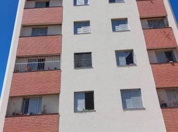 Apartamento · 60m² · 2 Quartos · 1 Vaga · APARTAMENTO MUITO BEM LOCALIZADO !!!