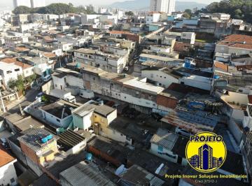 Terreno · 720m² · TERRENO LOCALIZADO EM ZONEAMENTO MISTO !!!