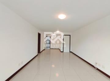 Apartamento · 113m² · 3 Quartos · 2 Vagas · Apartamento Impecável com 3 quartos em Agriões