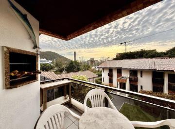 7 · Apartamento de 90 m² com 3 quartos sendo 1 suíte na Praia Brava