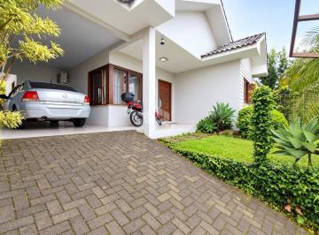 Photo 1 · Casa com 03 dormitórios à venda no Centro