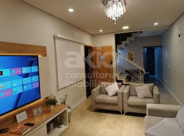 Foto 01 · Casa à Venda em Barueri-SP, Jardim Iracema/Aldeia: 3 Quartos, 1 Suíte, 3 Banheiros, 2 Vagas, 150m²!