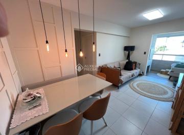 Apartamento · 61m² · 2 Quartos · 1 Vaga · Apartamento com 2 quartos e vaga coberta à venda em Areias, São José
