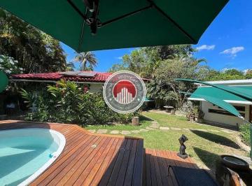 Piscina privativa e jardim · Casa à venda - em Itanhangá