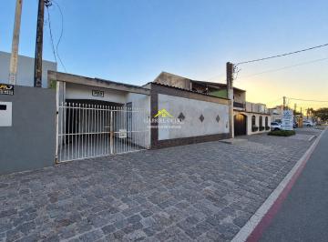 Casa · 165m² · 3 Quartos · 1 Vaga · Imóvel com potencial comercial em Paranaguá