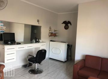 Casa 214 m², Centro, ar-condicionado, copa, depósito, aceita permuta. · Casa de 214 m², Centro, ar-condicionado, copa, depósito, aceita permuta, quintal