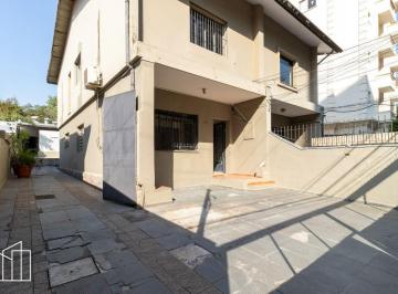 Casa comercial de 208 m², Campo Belo, quintal. · Casa comercial de 208 m², Campo Belo, quintal