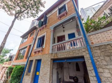 Casa 150 m², Liberdade, perto do metrô Vergueiro - Sebrae, varanda. · Casa de 150 m², Liberdade, perto do metrô Vergueiro - Sebrae, varanda, copa, dep