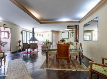 Casa em condomínio de 624 m², Condomínio Iolanda, varanda gourmet. · Casa em condomínio de 624 m², Condomínio Iolanda, varanda gourmet, closet, depós