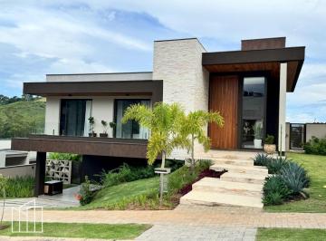 Casa em condomínio de 434 m², Monte Alegre, varanda gourmet, closet. · Casa em condomínio de 434 m², Monte Alegre, varanda gourmet, closet, ar-condicio