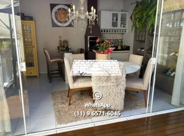 Casa de 3 quartos, São Paulo · Sobrado na Cidade Líder
