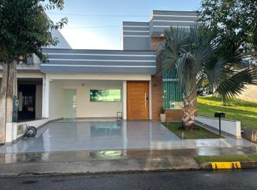 fotos/v2/4/71040/9bf3c7387658418cbf1b55fd3fa57e78.jpg.public.webp · Casa em condomínio - Condomínio Terras de São Francisco - Cajuru do Sul