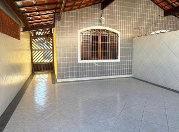 Foto 1 · Ampla casa com 3 dormitórios e churrasqueira em Guilhermina