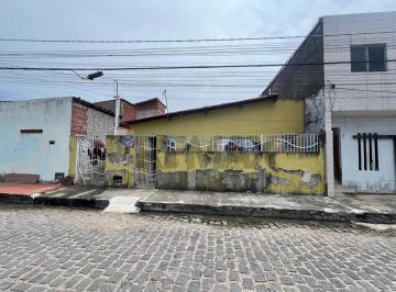 Casa · 177m² · 2 Quartos · 2 Vagas · Seu LAR em Natal: Casa gigante e com Suíte e 177m² construído!
