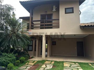 Casa · 157m² · 3 Quartos · 2 Vagas · REMAX aluga casa com 157m², 3 dormitórios, sendo 1 suíte, área gourmet, 2 vagas R$ 7.500,00- Grape