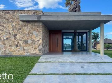 Photo 1 · Casa à venda no Condomínio Vilas do Mar – Passo de Torres/SC
