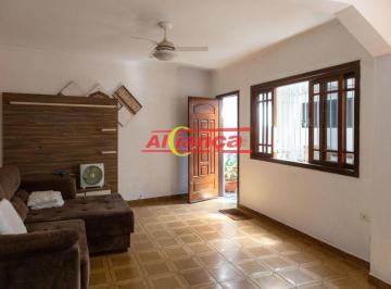 Casa · 125m² · 3 Quartos · 2 Vagas · Casa 125m², com 3 quartos e 2 vagas para locação na Vila Barros.