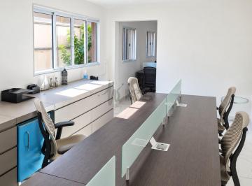 IMOVEIS-NA-VILA-CASA-COMERCIAL-PROXIMA-AO PARQUE-IBIRAPUERA · Casa comercial com 10 salas, 2 vagas, próximo ao Sesc Vila Mariana