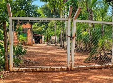 6974382bff9fe83a687aa6332b8a814b3e197a82 · Rancho com 1 dormitório à venda por R$ 200.000,00 - Setor Nossa Senhora da Saúde - Itumbiara/GO