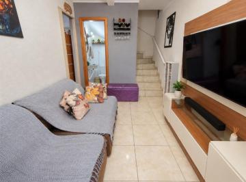 Casa · 71m² · 2 Quartos · 1 Vaga · Casa Condomínio Sobrado, 2 Dorms, sendo 1 suíte, C/ SACADA, 70,70 m² de área útil. Bairro: TUDE BAST