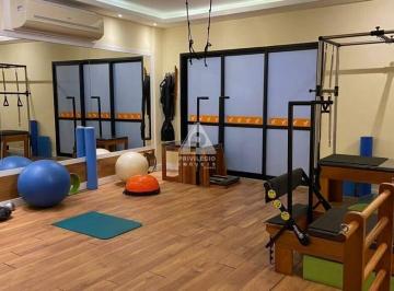 Comercial · 69m² · 1 Vaga · Sala Barra da Tijuca 69 mts banheiro, varanda 1 vaga ao lado condomínio de luxo, oportunidade!