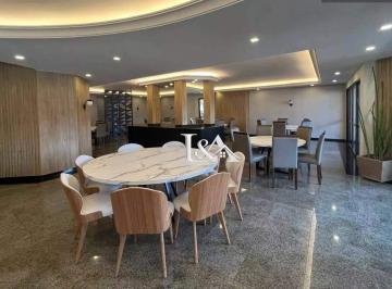Apartamento · 780m² · 3 Quartos · 8 Vagas · Cobertura Alto Padrão Edifício Torre Branca