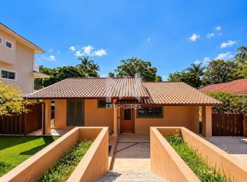 Fachada · Casa térrea à venda no Condomínio Marambaia em Vinhedo/SP