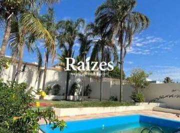 Casa · 400m² · 5 Quartos · 7 Vagas · Casa com 5 quartos, sendo 3 suítes no Bairro Cidade Jardim, Região Sul de Uberlândia