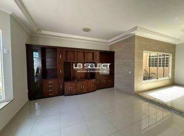 859987e38fd75efc2a66d44fa6a13ddb21026338 · Casa no bairro Santa Mônica com quatro quarto e duas suítes.