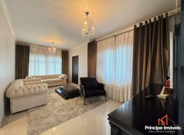 Casa · 171m² · 2 Quartos · 4 Vagas · Casa com 2 quartos no Floresta em Joinville