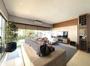 Casa · 200m² · 3 Quartos · 2 Vagas · Casa em Condomínio à venda, 3 quartos, 1 suíte, 2 vagas, Terras do Sinhô II - Piracicaba/SP